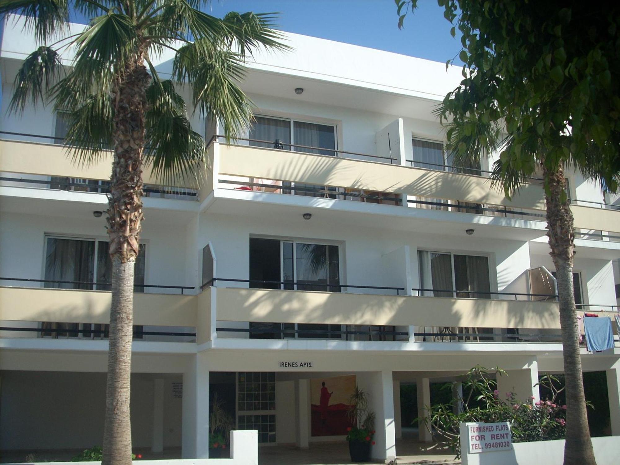 Irene'S Apartments Лимасол Экстерьер фото