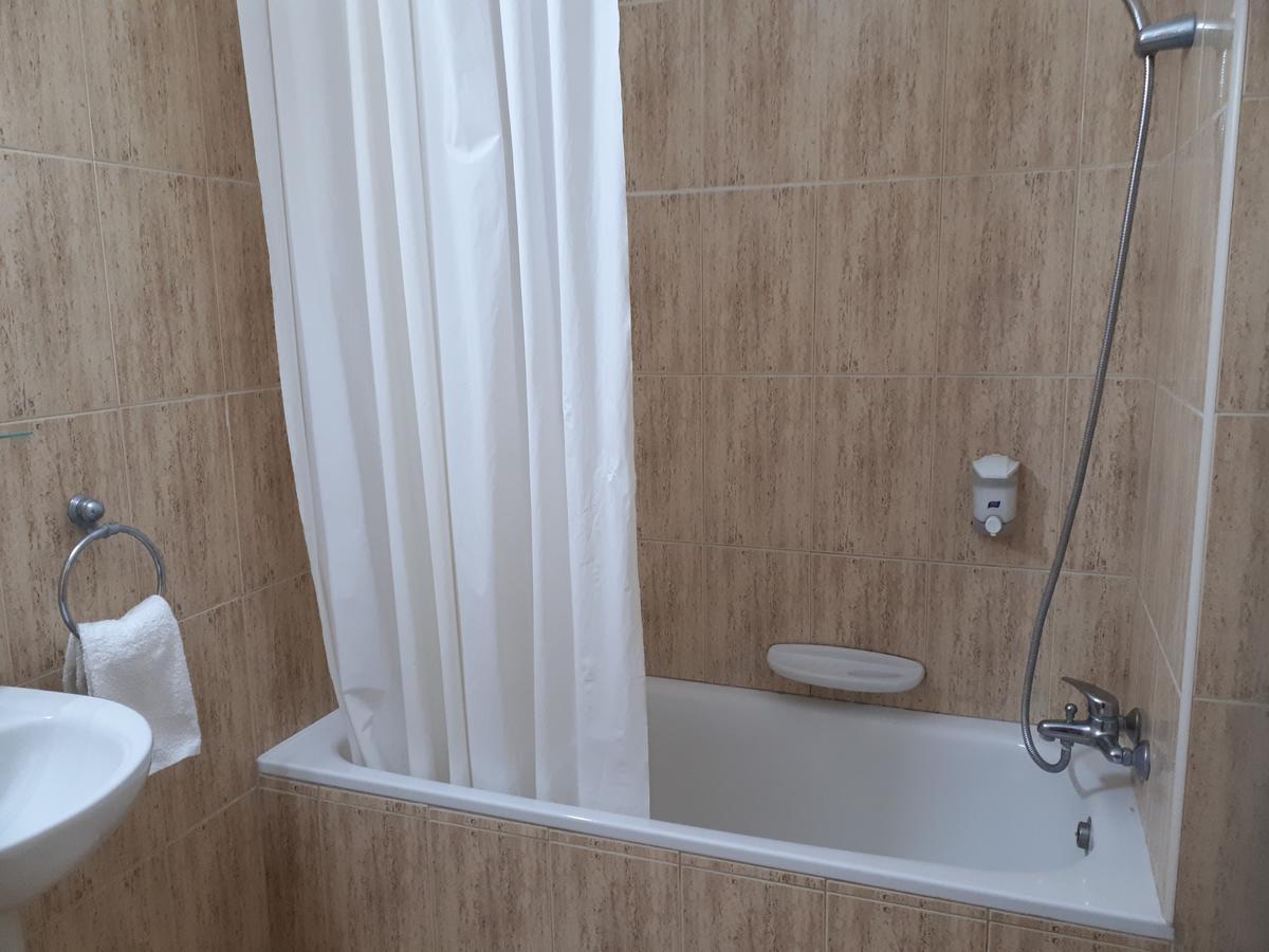 Irene'S Apartments Лимасол Экстерьер фото