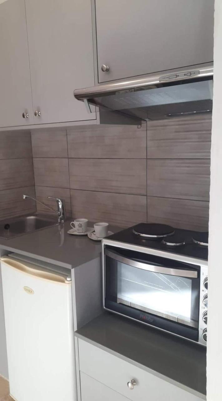 Irene'S Apartments Лимасол Экстерьер фото