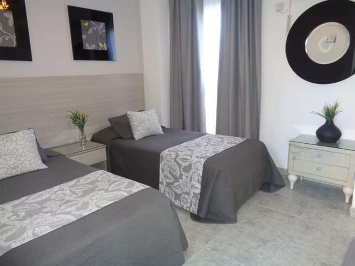 Irene'S Apartments Лимасол Экстерьер фото